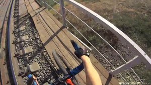 Преодолеваем железнодорожный мост