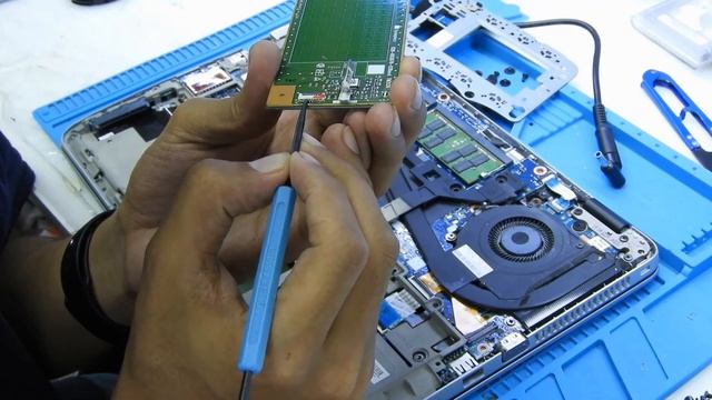 HP Elitebook 840 G3 Systemboard Disassembly keyboard replacment touchpad click fixed смотреть онлайн