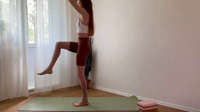Утренняя практика хатха йоги. Здоровая спина.