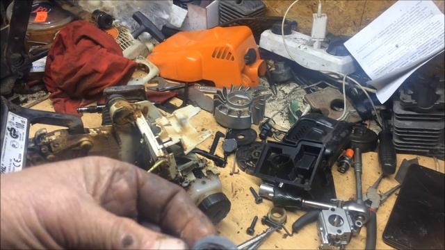 "Ленивая"бензопила STIHL MS-180 Работает только  "лёжа на боку"!