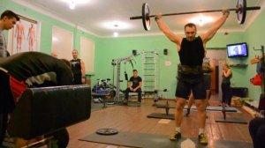 WOD Isabel - 30 рывков штанги 60 кг./ 1:47 мин.