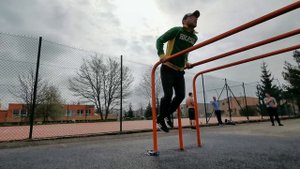 МЕСЯЦ ОТЖИМАНИЙ НА БРУСЬЯХ. ЧТО БУДЕТ С ТЕЛОМ?