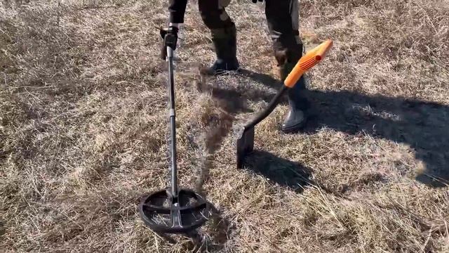 Вот что можно найти металлодетектором посреди коттеджного поселка