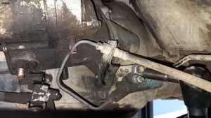 How to Replace Starter Motor on a 2004 toyota Prado 120 Series Diesel