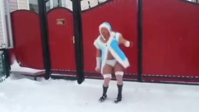 Здравствуй Ёлка,Новый Год!)Супер Позитивная песня))) смотреть онлайн