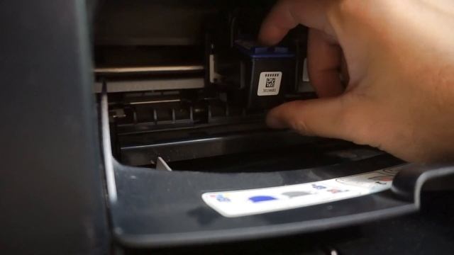 HP Deskjet F2180 (Cartridges, 21=Black, 22 or 58=Color) смотреть онлайн