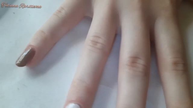 Блестящий маникюр//TR смотреть онлайн