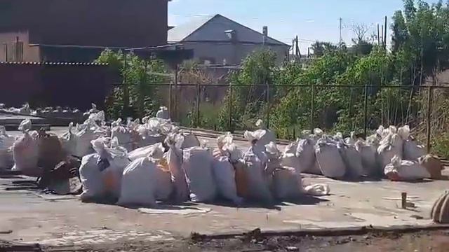 ЗАЛ ЦАРСТВА сгоревший в Павлодаре убирают в мешки!