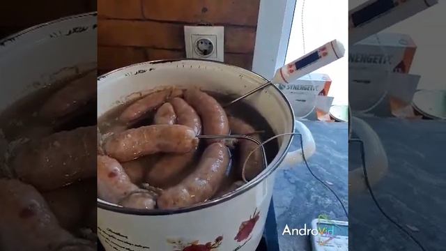 Готовим свиные сардельки дома. Часть 4. Варка сарделек.