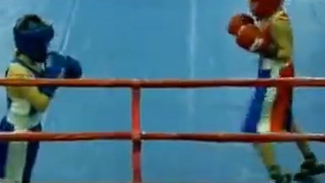 Крапивин Никита 1 й бой) г Бердянск 14 февраля 2013 г смотреть онлайн