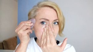 Как убрать синяки и отеки под глазами