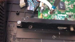 Телевизор перестал включаться, но признаки жизни подаёт. диагностика и ремонт телевизора.