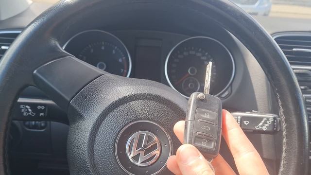 КЛЮЧ ФОЛЬКСВАГЕН ГОЛЬФ 6 КУПИТЬ ДУБЛИКАТ ЧИП КЛЮЧА ЗАЖИГАНИЯ. VW GOLF ВЫКИДНОЙ АВТОКЛЮЧ