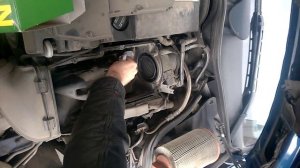 Замена воздушного и салонного фильтров Mersedes W209 CLK 200