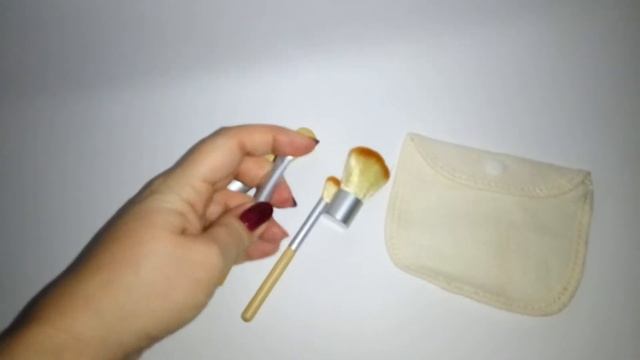 Набор кистей Эко бамбук 4 шт в льняном футляре смотреть онлайн