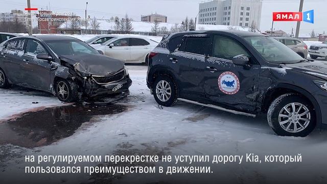 В Новом Уренгое в ДТП пострадал пассажир иномарки смотреть онлайн