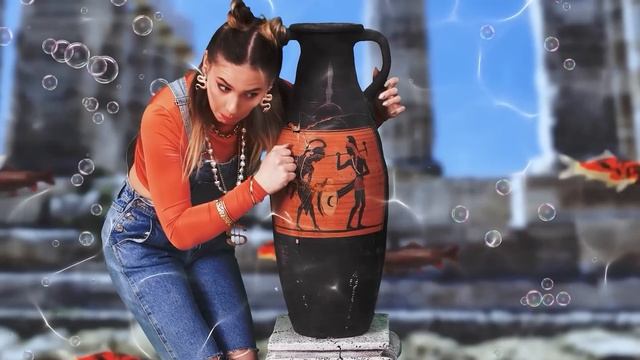 What is hidden in the shower? Wednesday VS Enid Room Makeover?️ Hacks || Funny Situations by CoCoGo смотреть онлайн