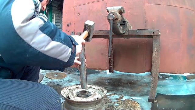 Замена подшипника задней ступицы на ВАЗ (передний привод) без пресса своими руками.