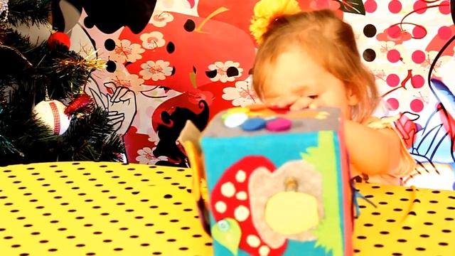 Обзор. Мягкий развивающий кубик из фетра ручной работы. Игрушки для детей. смотреть онлайн