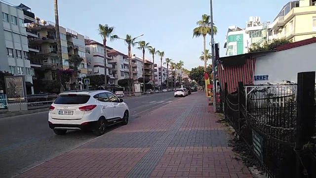 Центр Алании , площадь , отели и рестораны  для отдыха