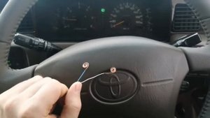 Сброс ошибки подушки безопасности после снятия руля на Toyota Land Cruiser 80 1997, HDJ81, 1HD-FT