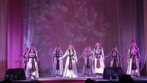 Танец"Узундара" в исполнении ансамбля "Ширак"