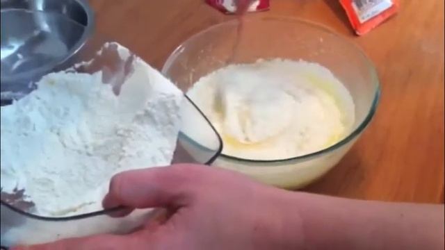 ВЕНСКИЙ ШОКОЛАДНЫЙ ПИРОГ С КЛУБНИКОЙ. САМЫЙ ПРОСТОЙ РЕЦЕПТ.