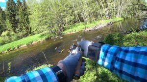 РЫБАЛКА РУЧЬЕВАЯ ФОРЕЛЬ НА СПИННИНГ НА ЛЕСНОЙ РЕЧКЕ - Поход на форелевую речку - Речная рыбалка