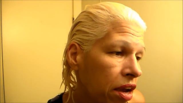 Loreal Feria Advanced Lightening System Application  Hair Styling Over50andFantabulous