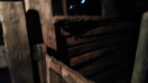 Стелим полы из досок поросятам