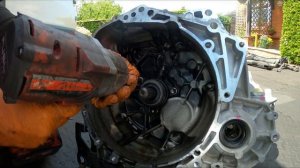 2009 Toyota IQ (VVT-I) 1.0L Clutch Replacement