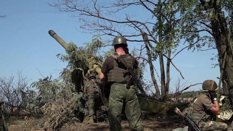 Бойцы второго корпуса ЛНР теперь помогают освобождать Донецкую республику