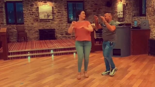 First Bachata Dance of 2021! смотреть онлайн