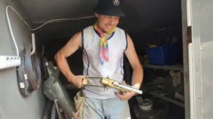 Замок Чироз или пружинный зажим для опалубки
