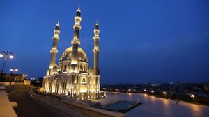 Azan at Heydar Mosque, Baku / Азан мечеть Гейдара, Баку