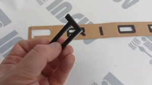 Шильдик надпись Лада Приора черный (Priora)