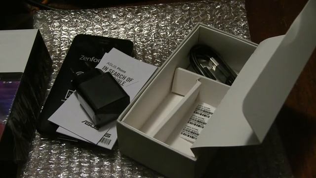 Смарфтон Asus Zenfone Go 16gb black (zc500tg) - огляд / unboxing mobile Android смотреть онлайн