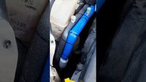 Пример теплоизоляции трубок авто кондиционера в моторных отсеках на Чери Тигго Т11 и КИА Венга