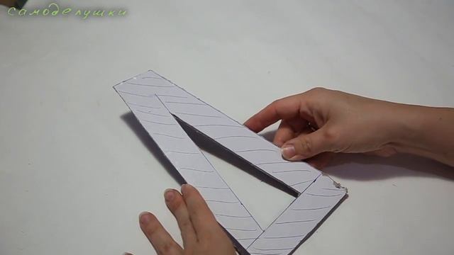 Как сделать качели для куклы. How to make garden swings for a doll. Schaukel für puppe смотреть онлайн