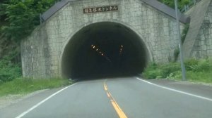 Japan ремонт на горной дороге  в Японии.проезд через противолавинное укрытие