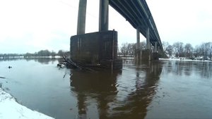 Владимирская область / город Ковров / Клязьминский мост / мост через Клязьму / река Клязьма весной