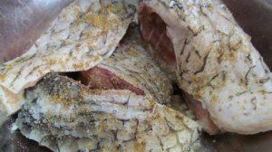 Карась запеченный под кабачковым соусом