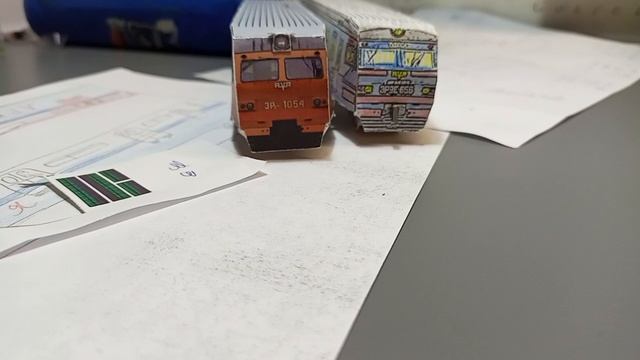 модель электрички эр2 из бумаги 1 90 смотреть онлайн