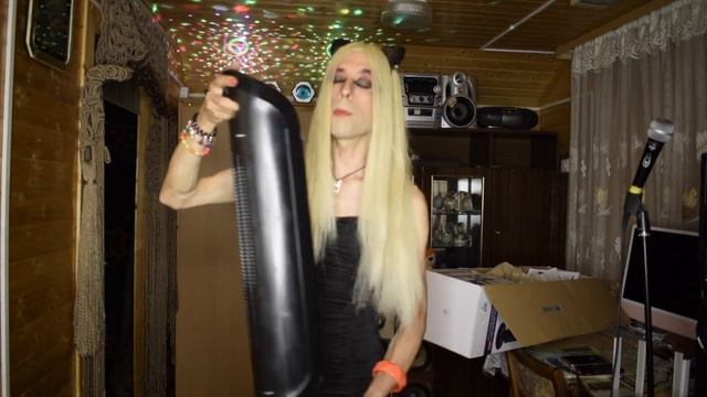 Подмосковные вечера с Тейлор Фантазией (Обзор керамический обогреватель TEFAL SE9420 04/09/2022) смотреть онлайн