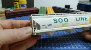 Обзор  моделей вагонов зерновозов с барохолки.