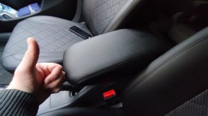 Лада Веста,,,чехол на подлокотник !