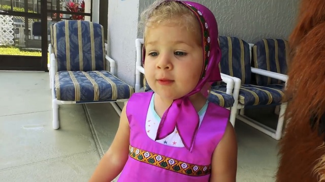 Маша и Медведь Сюрприз в Бассейне! новая серия Masha and the Bear surprise Funny Masha Video смотреть онлайн