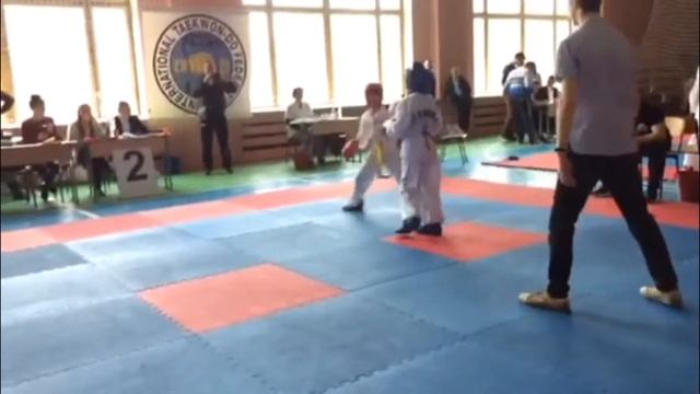 СОРЕВНОВАНИЯ TAEKWON-DO 1 И 2 МЕСТО смотреть онлайн