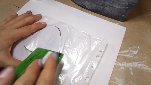 декор кухни: плетеные подносы, цветочная корзина, деревянный утюг в подарок. смотреть онлайн