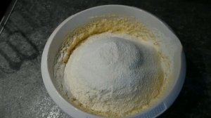 Немецкий рецепт: лимонный пирог